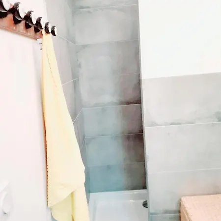 Esprit Bistrot / Rent4night Apartman *
