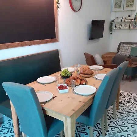 Apartman Esprit Bistrot / Rent4night *